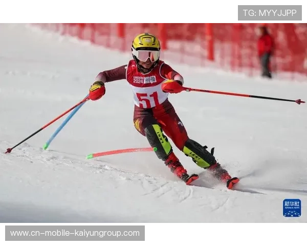 高山滑雪选手在不同赛道条件下完成多项测试