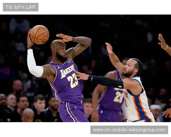 詹姆斯52分单场三双,湖人加时险胜尼克斯 詹姆斯52分单场三双,湖人加时险胜尼克斯